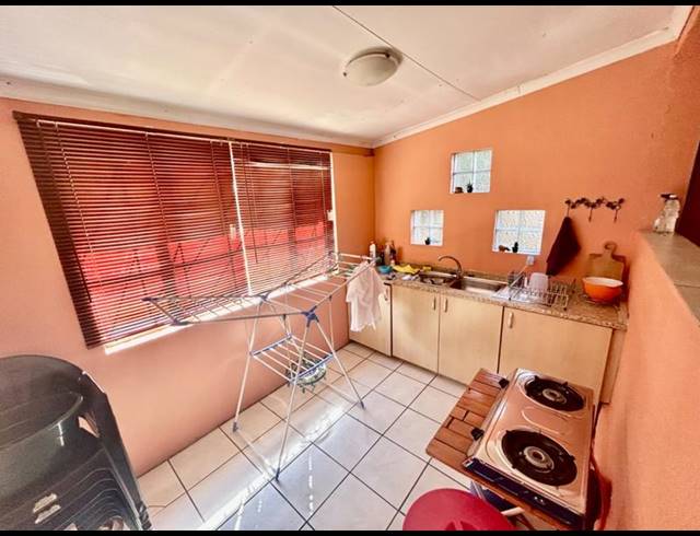 3 BEDROOM HOUSE FOR SALE IN VANDERBIJLPARK CW 6